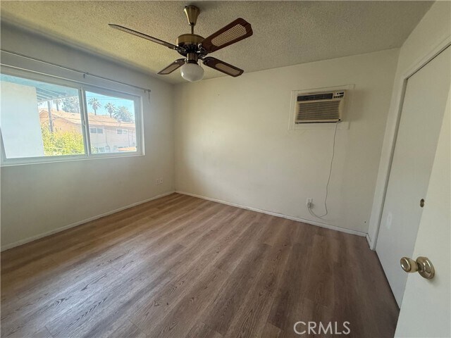Foto del edificio - 11246 Benton St