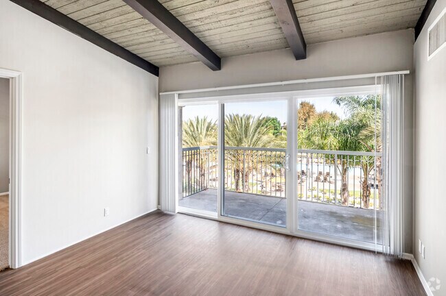 2BR, 2BA - 1,135SF - The Terrace Apartments