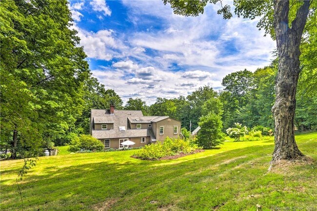 Building Photo - 361 Railtree Hill Rd