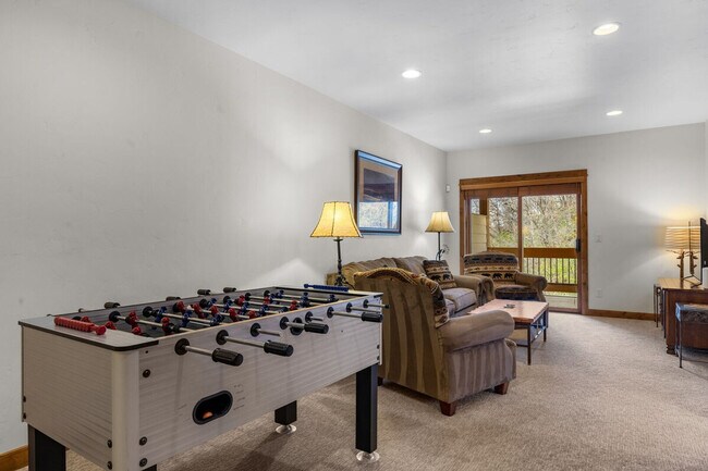 Foto del edificio - 2137 Overlook Dr