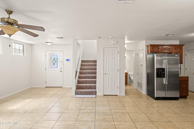 Foto del edificio - 5376 Jose Duran Ln