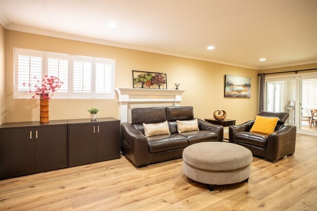 Foto del edificio - Beautiful  Furnished Single-Story Home in Walnut Valley Unified School District