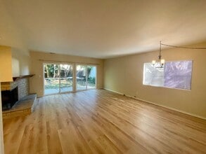 Building Photo - 755 Firenze Pl