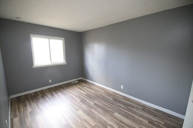 Foto del edificio - 3BD/2BA Townhome