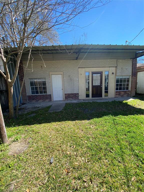 Building Photo - 828 Oak St