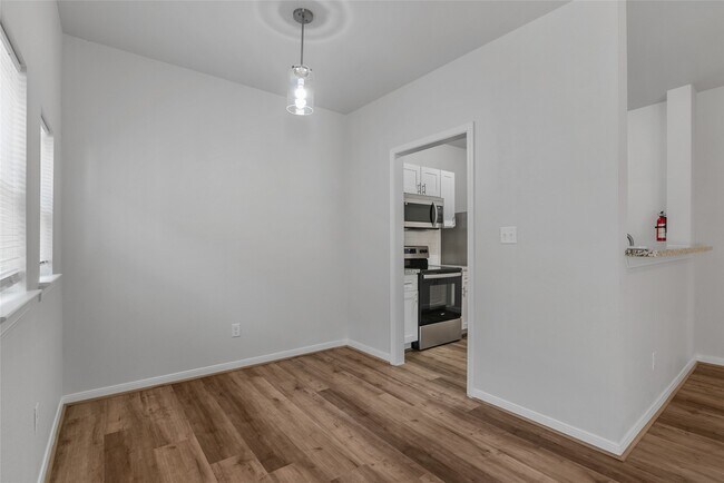 Foto del edificio - 4313 Harrisburg Blvd