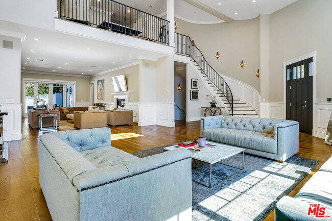 Foto del edificio - 19633 Wells Dr