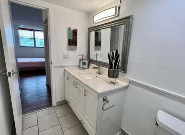 Foto del edificio - 2821 NE 163rd St