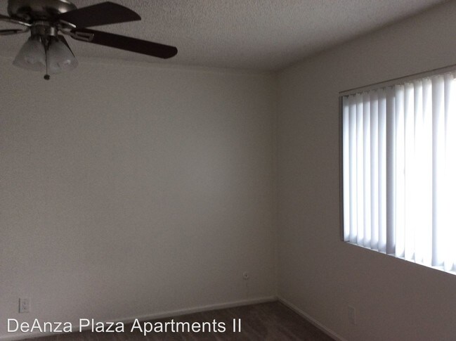 Building Photo - 2520 W La Palma Ave