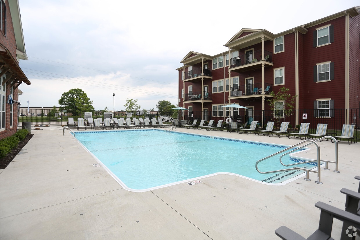 Traditions At Mid Rivers Apartments in Saint Peters, MO