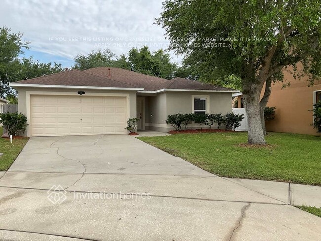 Building Photo - 4716 Four Lakes Dr