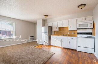 Building Photo - 1059 Woods Ferry Rd