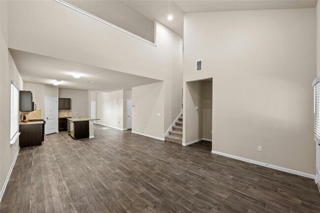 Building Photo - 135 Cibolo Creek Dr