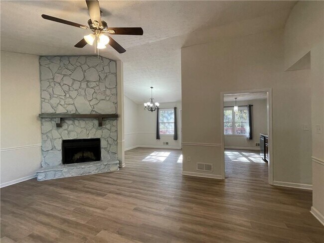 Building Photo - 3056 Mill Falls Ct