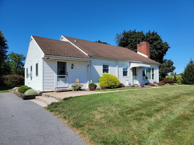 Building Photo - 1525 Mill Rd
