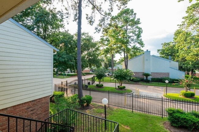 Building Photo - 14555 Wunderlich Dr