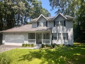 Building Photo - 44236 Pine Creek Ln
