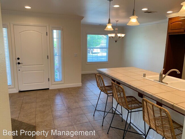 Foto del edificio - 4 br, 2 bath House - 338 W 20th St