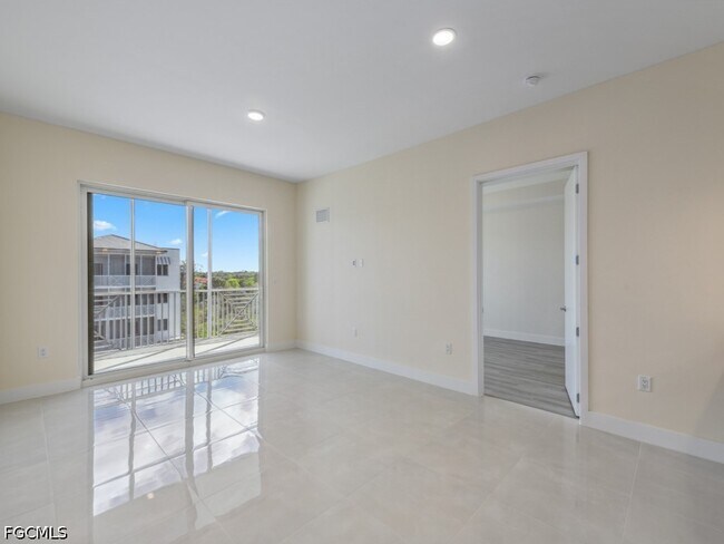 Building Photo - 26589 Rosewood Pointe Dr