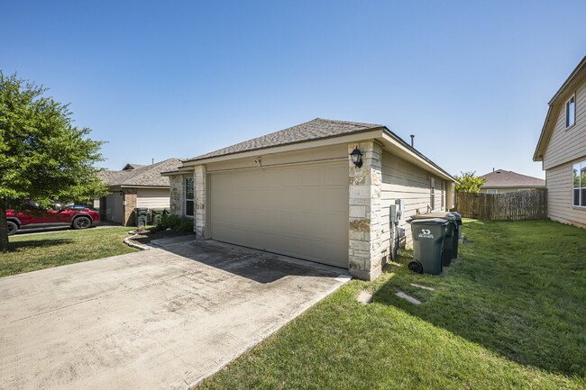 Foto del edificio - Charming 3-Bedroom with 2 Baths Cottonwood...