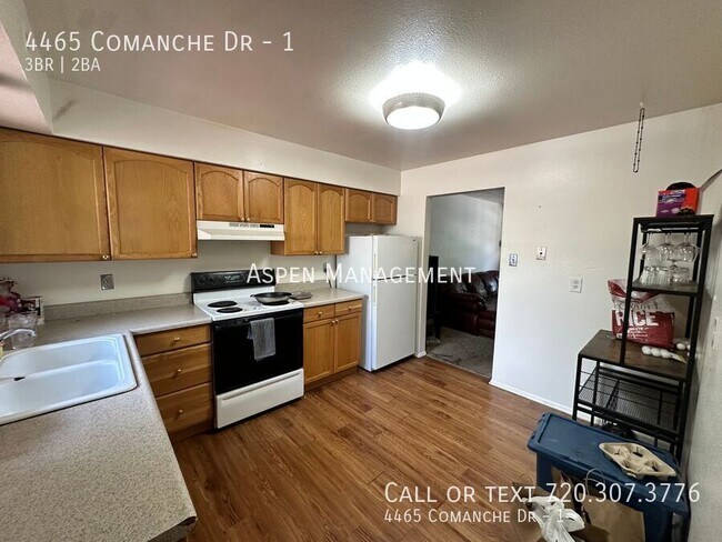 Foto del edificio - 4465 Comanche Dr