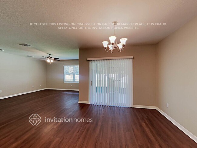 Foto del edificio - 6901 Wagon Trail St
