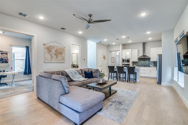 Building Photo - 3509 Golden Bell Ct