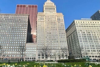 Building Photo - 310 S Michigan Ave