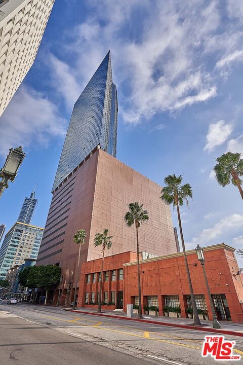 Foto del edificio - 1100 Wilshire Blvd