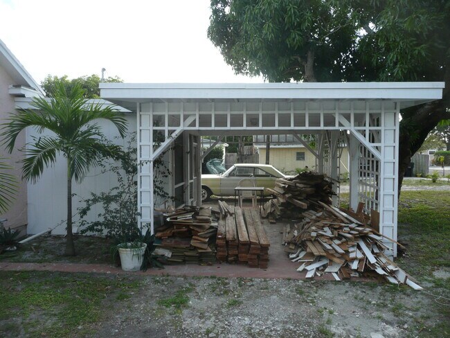 Foto del edificio - 525 24th Ave N