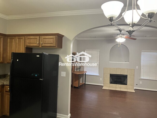 Foto del edificio - 261 Oxmoor Pl