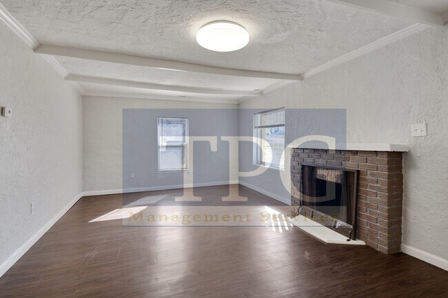 Foto del edificio - 6609 Richmond Ave
