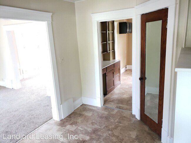Building Photo - 4 br, 1 bath House - 2831 Globe Avenue