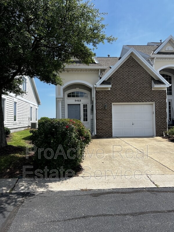 Building Photo - 9468 Bay Front Dr