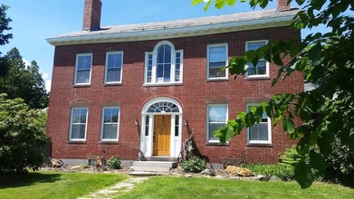 Building Photo - 410 Old Montague Rd