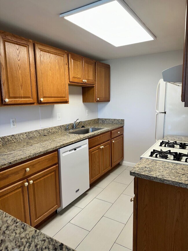 Foto del edificio - 4600 Duke St