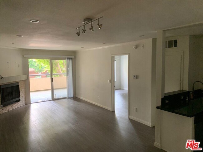 Foto del edificio - 5530 Owensmouth Ave