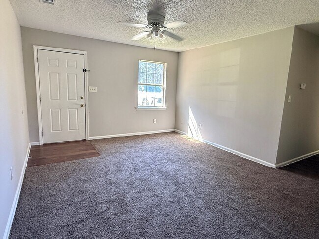 Building Photo - 8170 Geiger St NW