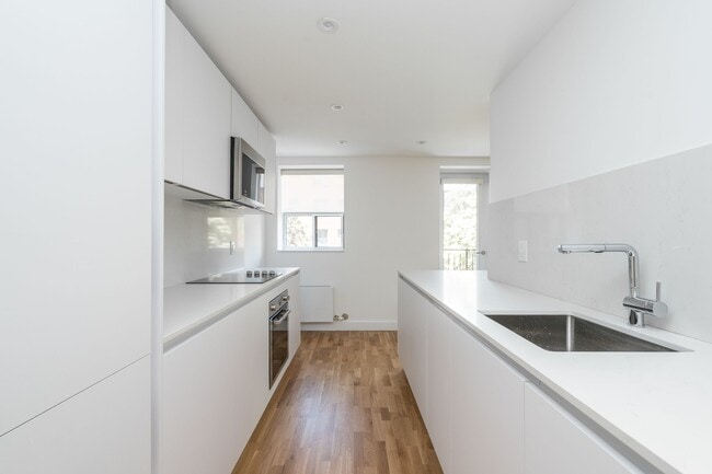 Photo du bâtiment - 55 Eccleston Dr