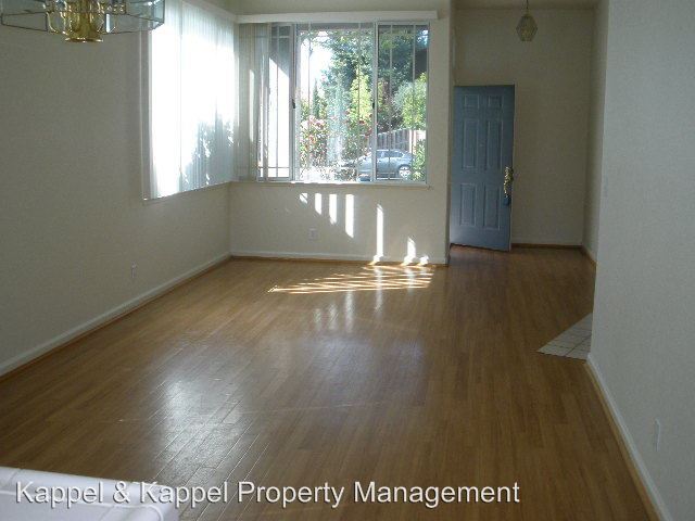 Building Photo - 938 Tipperary Dr