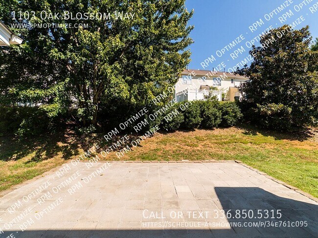Foto del edificio - 1103 Oak Blossom Way