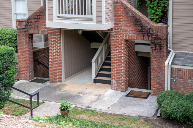 Building Photo - 101 Marbury Ct
