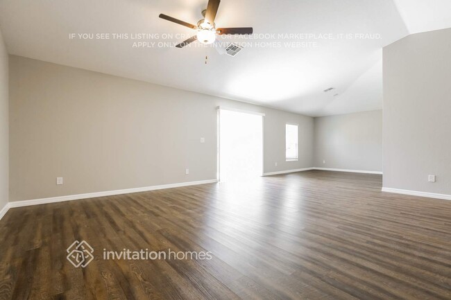 Building Photo - 1509 Talavera St SE