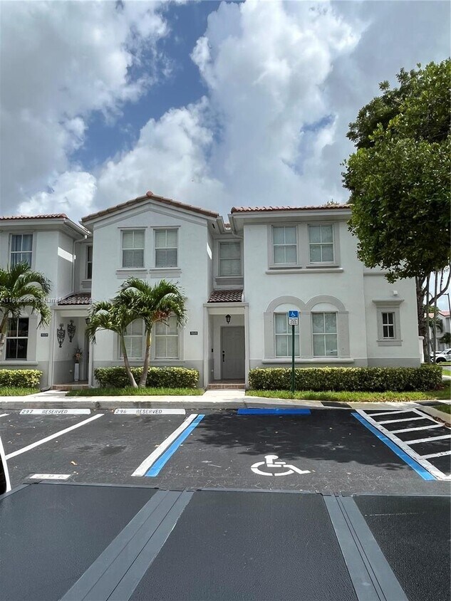 15679 SW 41st St Unit 17, Miramar, FL 33027 Condo for Rent in Miramar