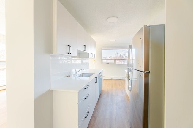 Building Photo - The Britannia