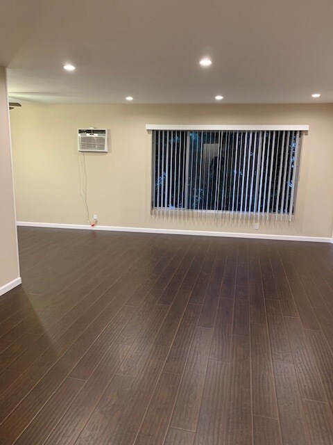 Foto principal - 1201 S Sherbourne Dr