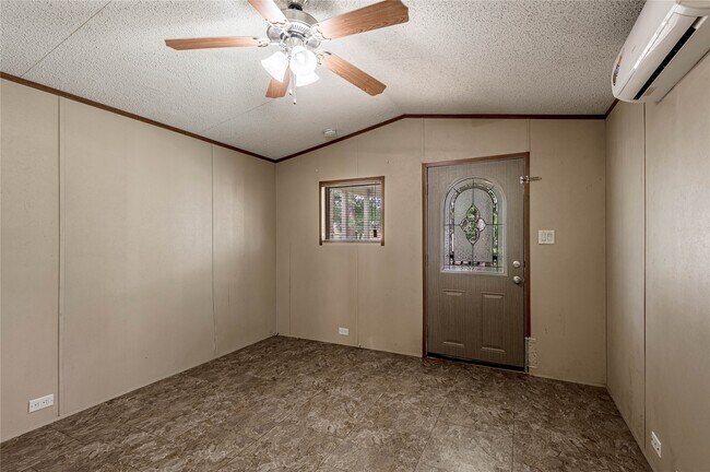 Foto del edificio - 25 Starlight Dr