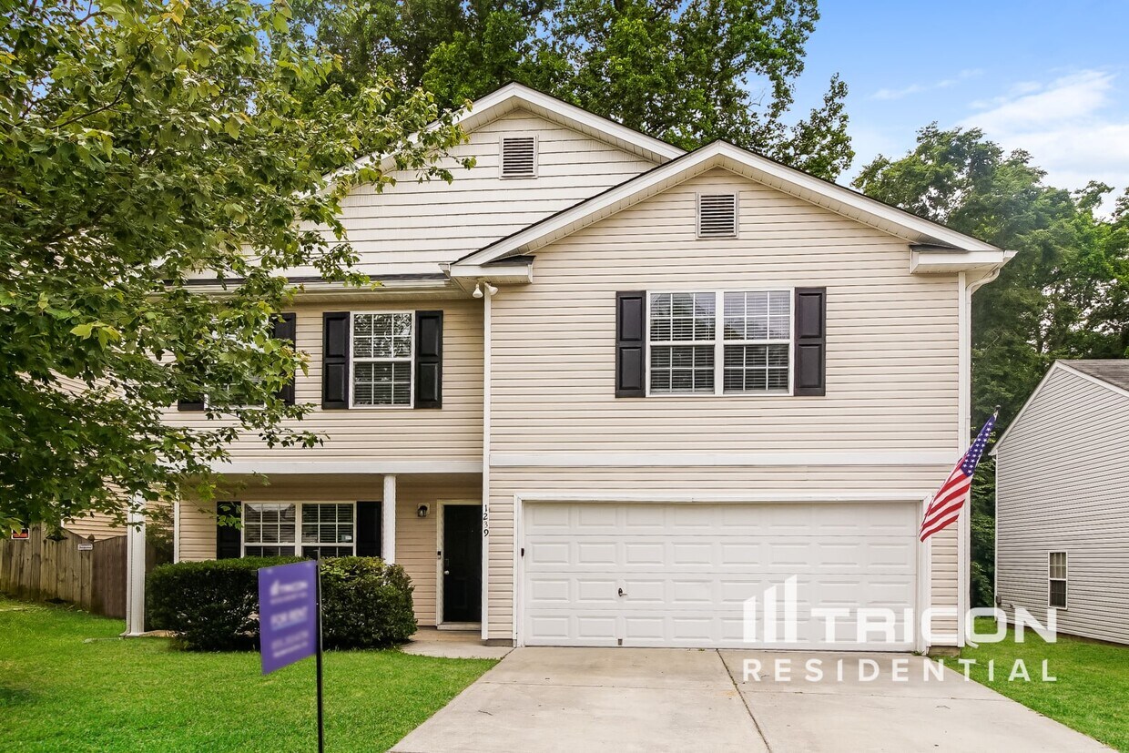 Foto principal - 1239 Jordans Pond Ln