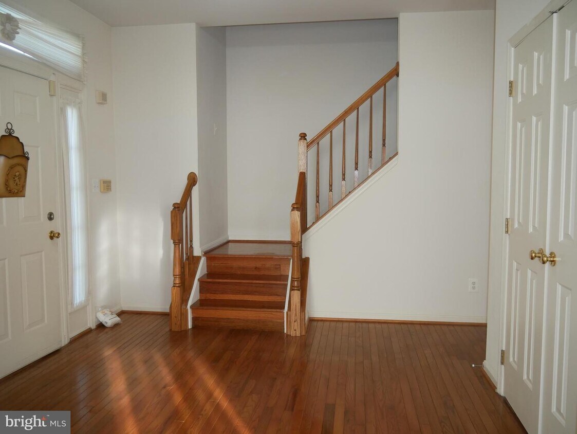 5704 Allwood Ct, Lanham, MD 20706 House Rental in Lanham, MD