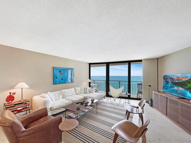 Foto del edificio - 3000 N Ocean Dr